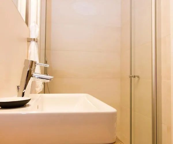 Reinthalers Apartman *